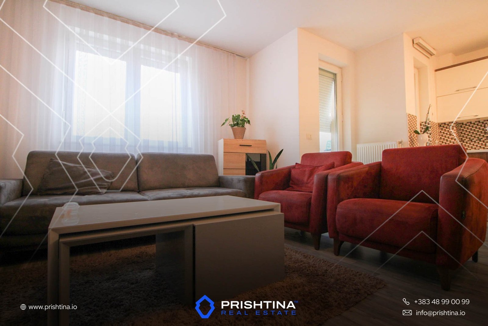 Banese ne shitje në Fushë Kosovë