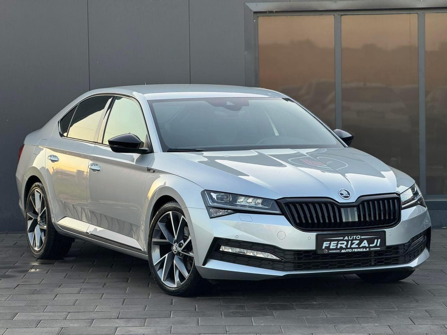 Skoda SuperB *SPORTLINE* 200/PS