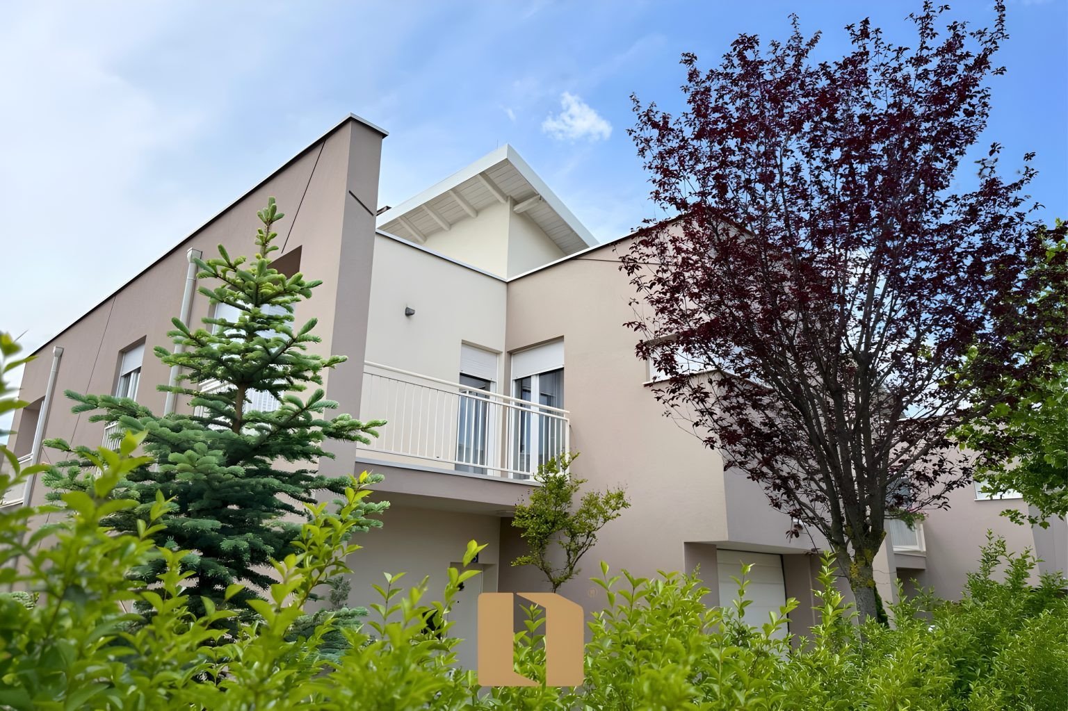 SHTËPI MODERNE ME QIRA NË LAGJEN QERSHIA