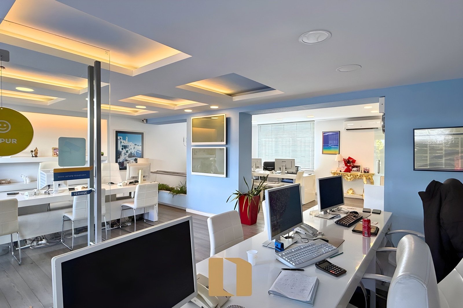 ZYRË / LOKAL ME QERA TEK GRANDI