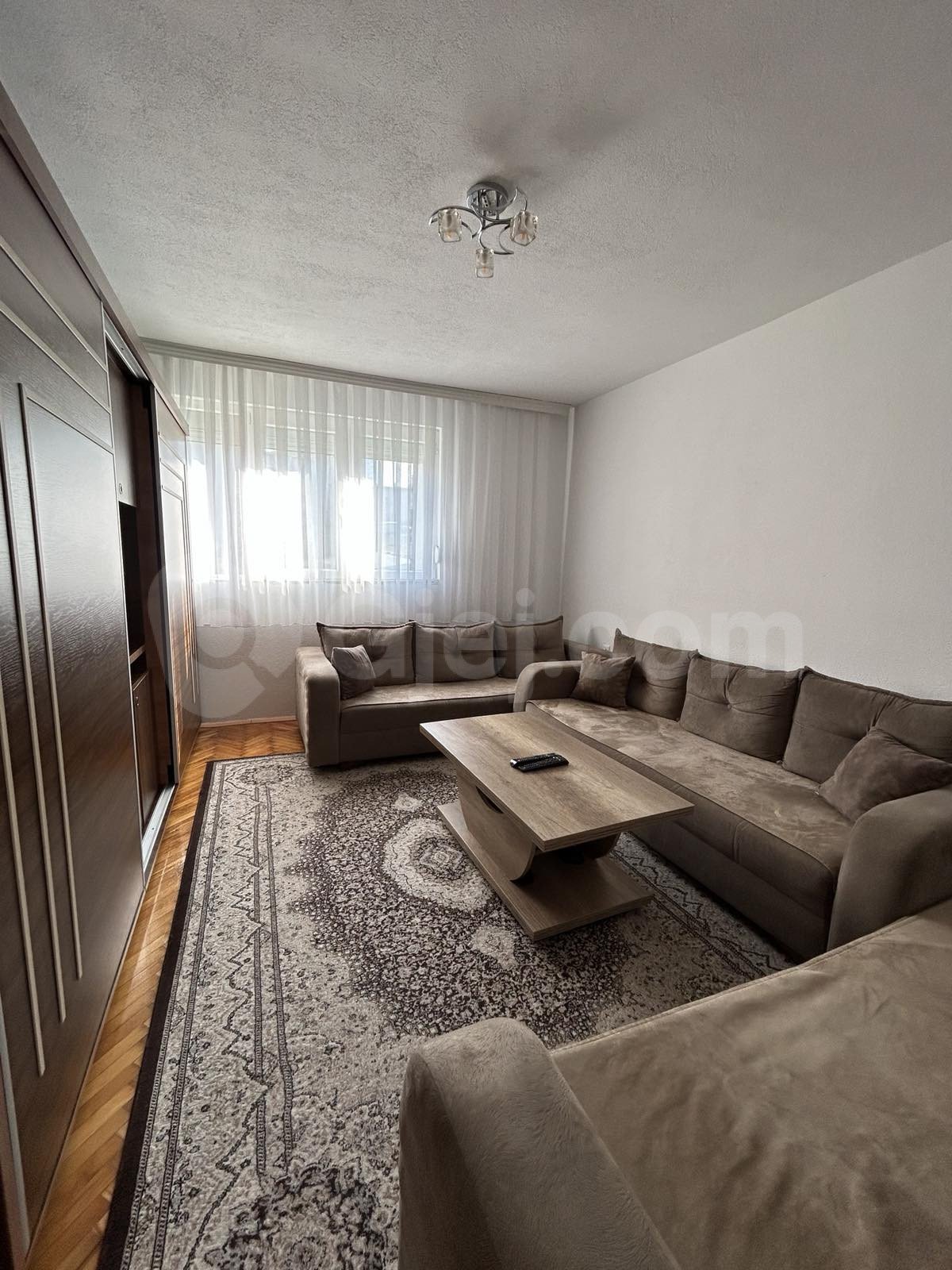 BANESË ME QIRA  1+1 NË ULPIANË