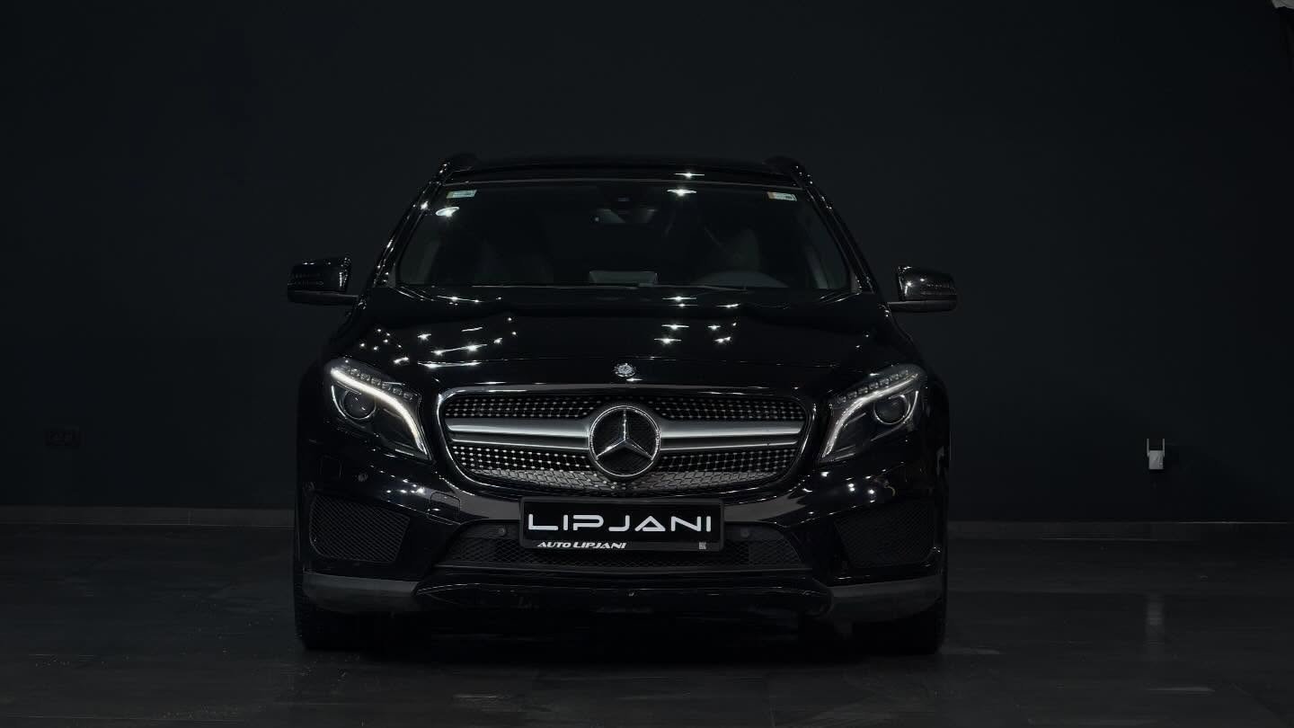 MERCEDES GLA 220d 4MATIC AMGLINE