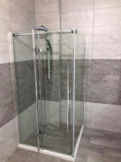 Punoj me pllaka keramika