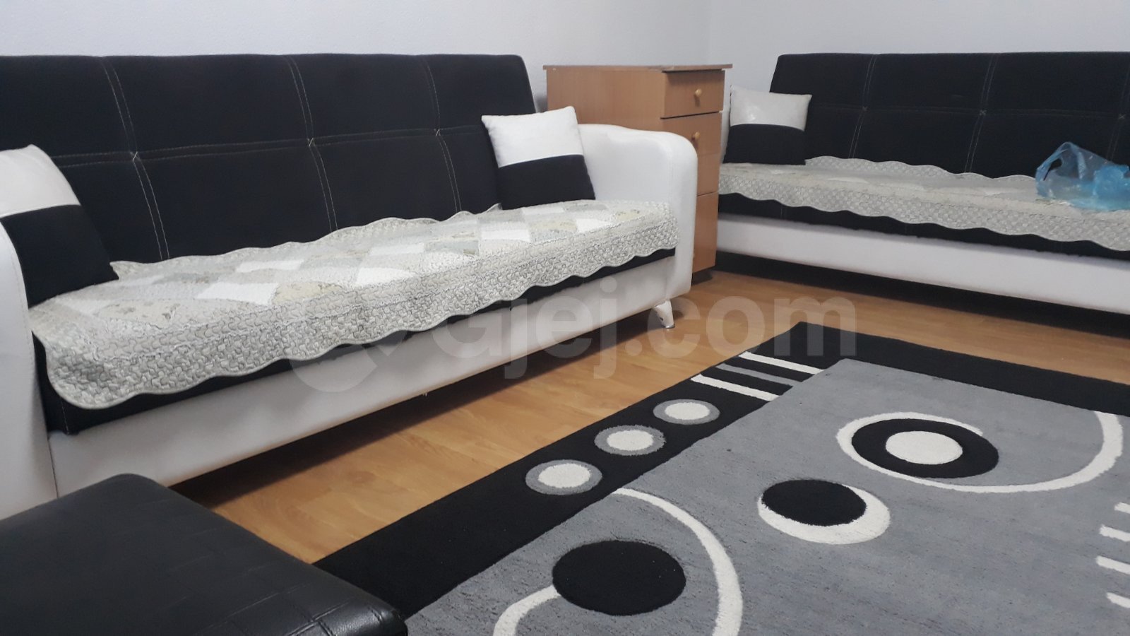 BANESË ME QIRA 1+1 NË ULPIANË