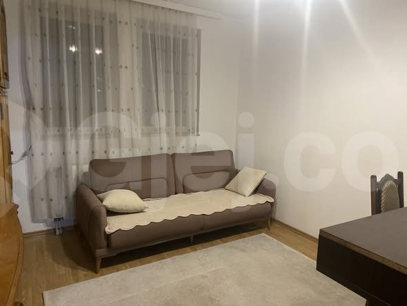 BANESË ME QIRA 2+1 NË LAGJEN E MUHAXHERËVE