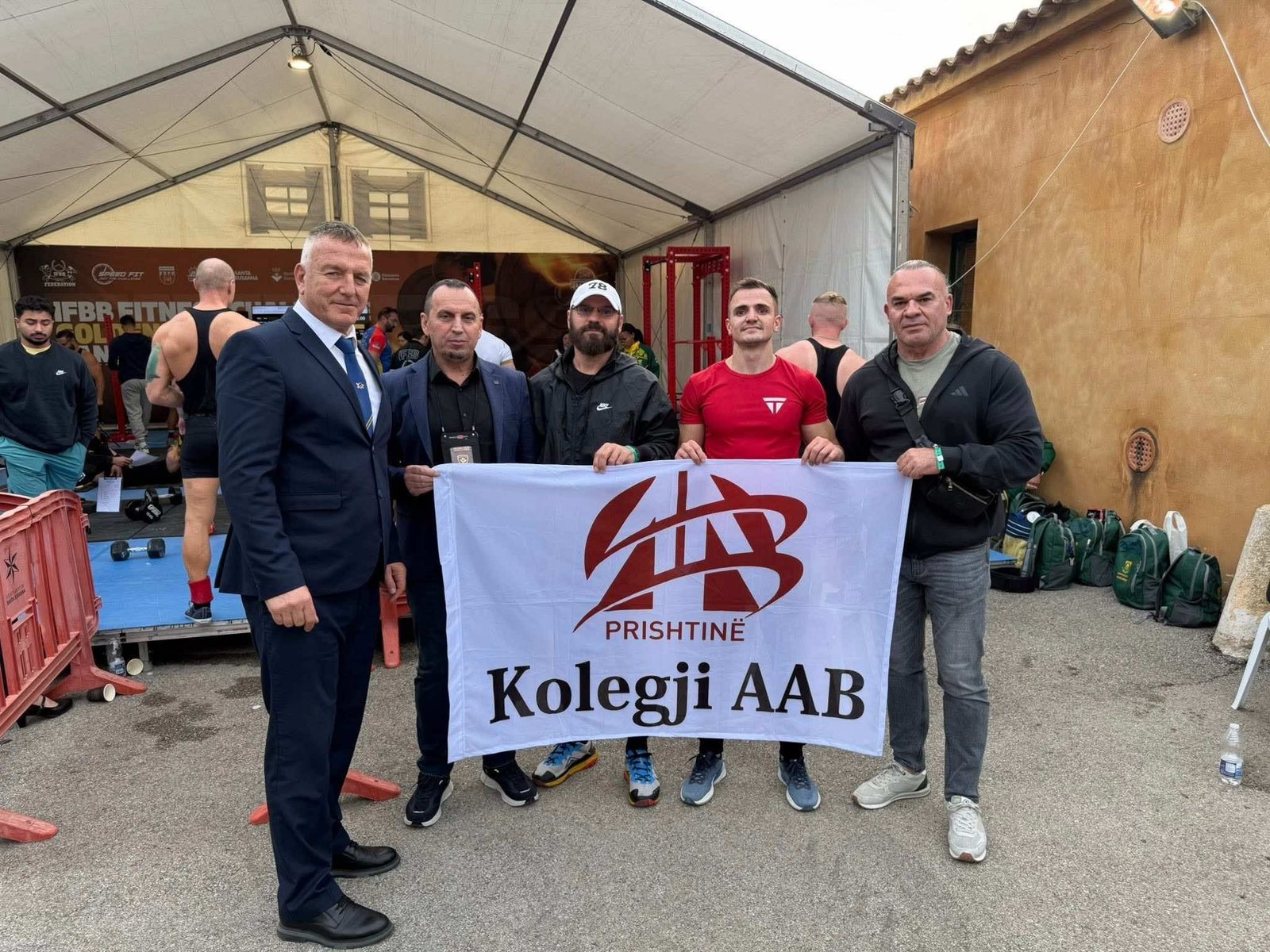 Studenti i Kolegjit AAB përfaqëson denjësisht Kosovën në Kupën Botërore të Fitness Challenge në Spanjë