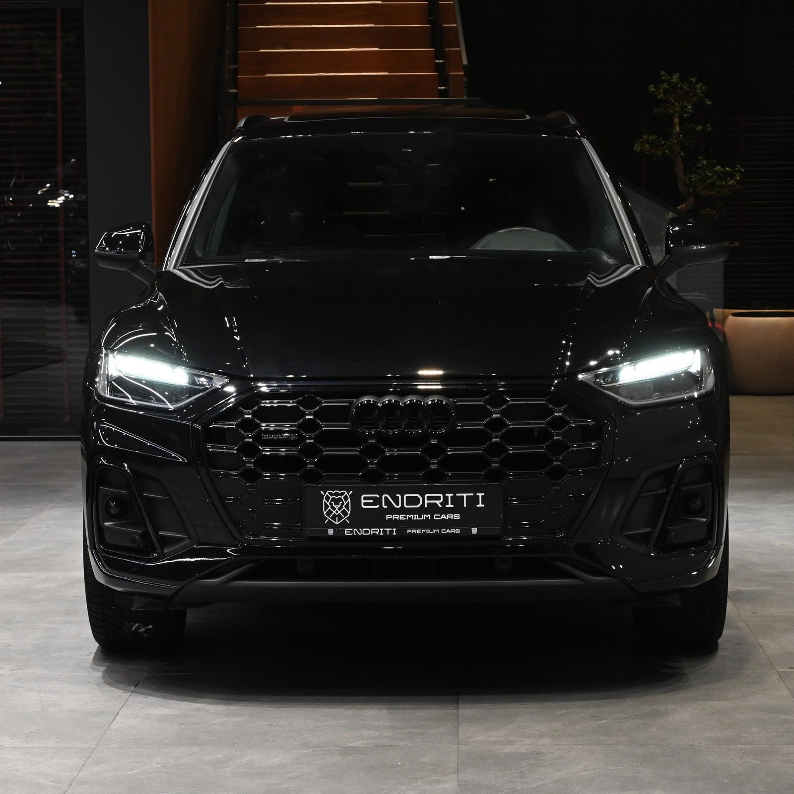 𝗔𝗨𝗗𝗜 𝗤𝟱 𝟰𝟬 𝗧𝗗𝗜 𝗤𝗨𝗔𝗧𝗧𝗥𝗢 𝗦 𝗧𝗥𝗢𝗡𝗜𝗖 𝗦-𝗟𝗜𝗡𝗘