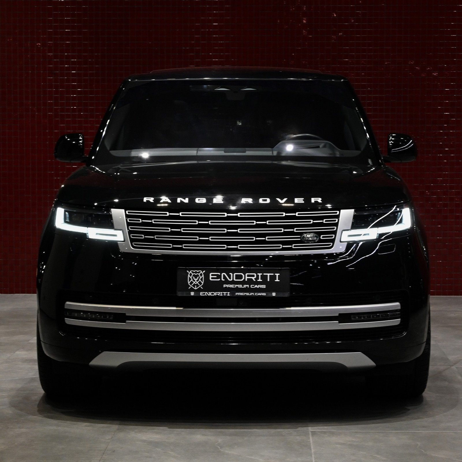 𝗥𝗔𝗡𝗚𝗘 𝗥𝗢𝗩𝗘𝗥 𝗗𝟯𝟬𝟬 𝗔𝗨𝗧𝗢𝗕𝗜𝗢𝗚𝗥𝗔𝗣𝗛𝗬