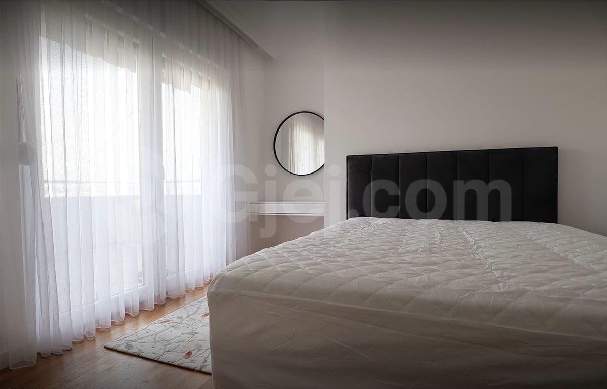 Banesë në #shitje në Kalabri(Emshir)