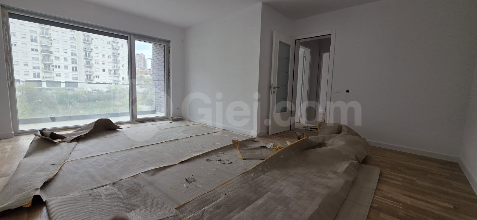 Banesë në #shitje në Rrugën A