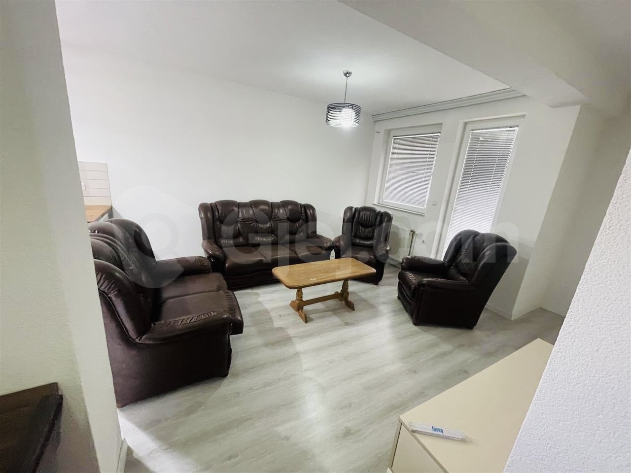 Banesë në #shitje në Rrugën B