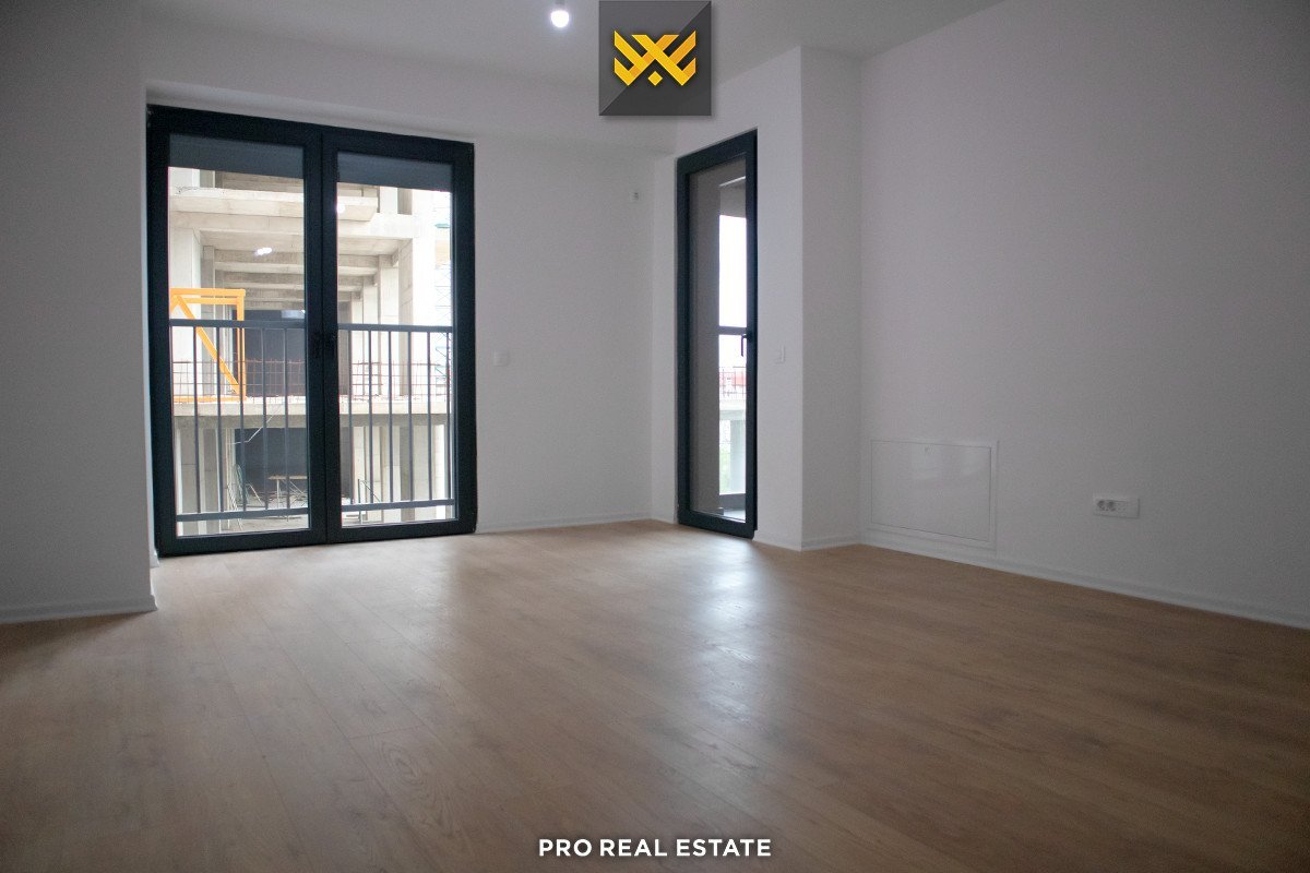 Zyrë me qira  - Lakrishtë