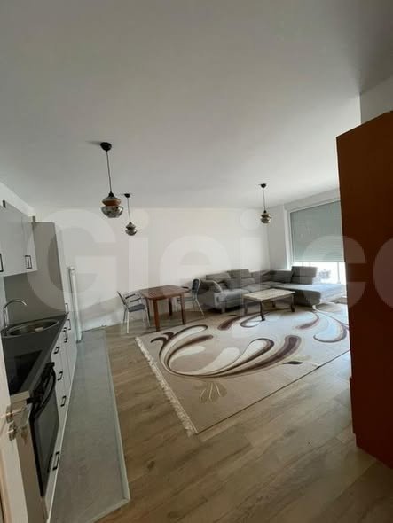 BANESË ME QIRA 1+1 NË RRUGËN C