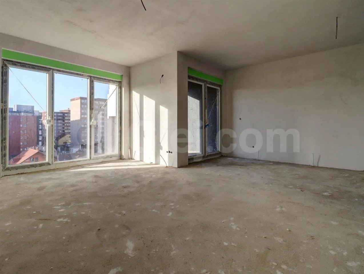 Banesë në #shitje me Fletë Poseduese në Bregun e Diellit