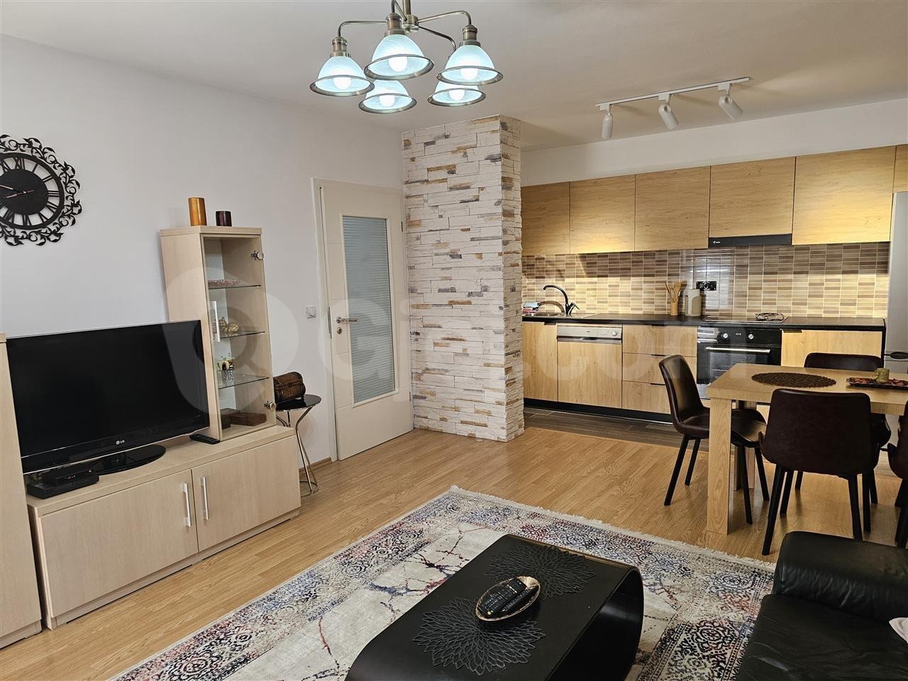 Banesë në #shitje në Lagjen Mati 1