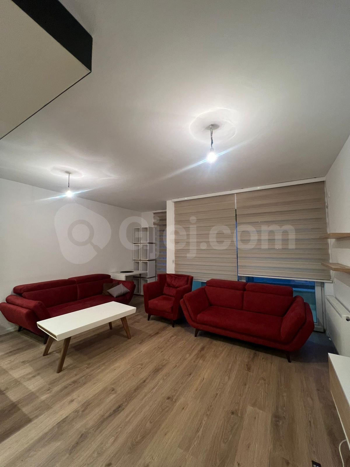 BANESË ME QIRA 2+1 NË RRUGËN C