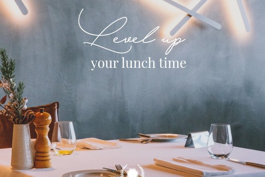 Hotel Emerald - Level up your lunch time