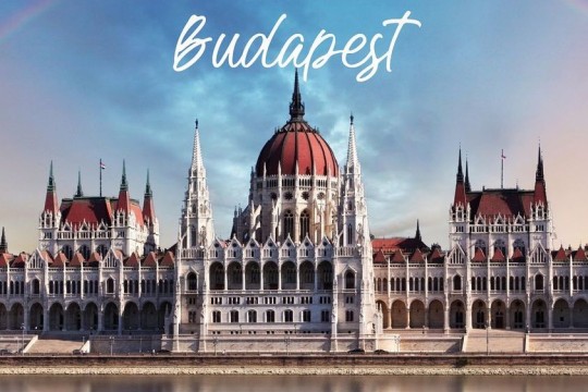 Aurora Travel-  Udhëtim në Budapest