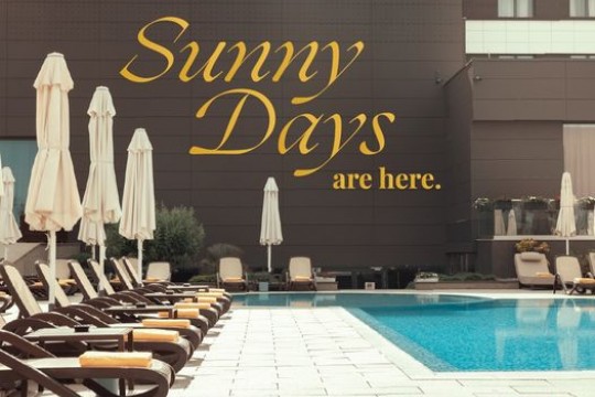 Hotel Emerald -Sunny Day